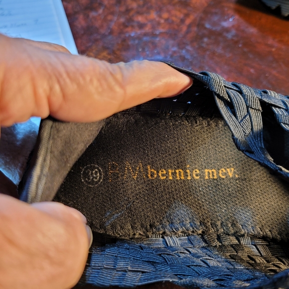 (2369) Bernie Mev Lulia Black Woven Wedge Sz 39 - Picture 5 of 6